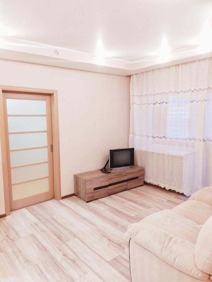 Apartment 3 кімнатні та 2кімнатні з великою ванною на кірова Dnipro